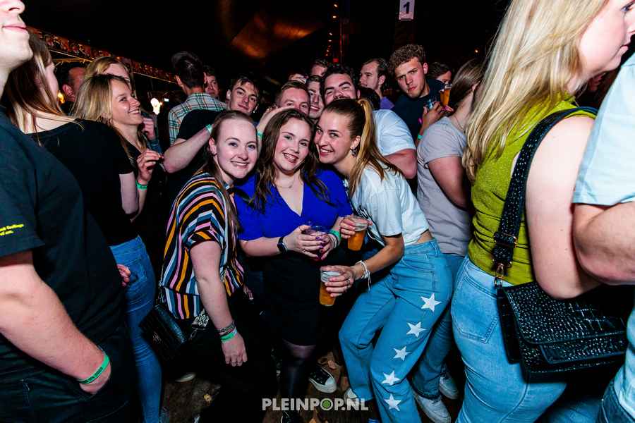 Publiek Bewerkt    (38)